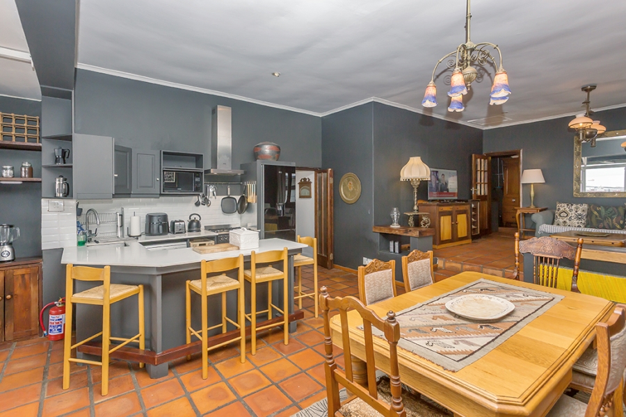 3 Bedroom Property for Sale in Green Point Western Cape